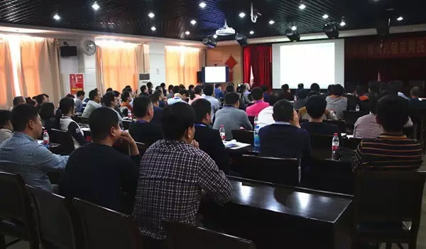 1517037977272192.jpg 1.jpg