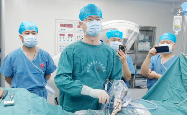 1735871727794272.png 图片.png