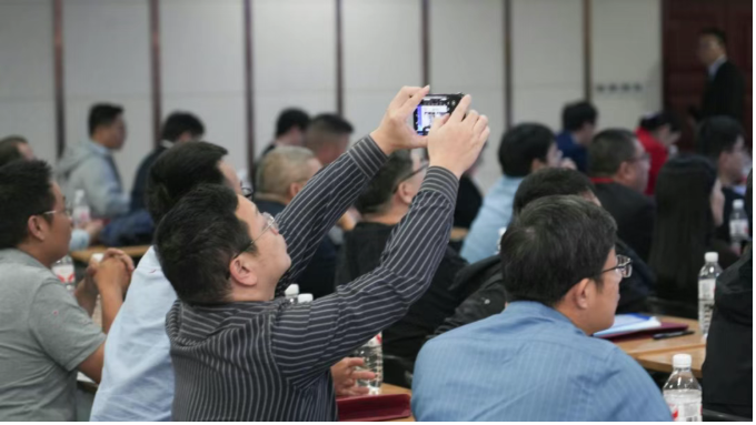 1758595856316744.png 图片.png